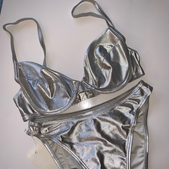 Other - NWT Metallic Silver Underwire Style Bikini Set!